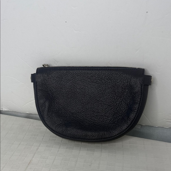 Draper James Leather Navy Blue Half Moon Wristlet Wallet - Picture 4 of 9